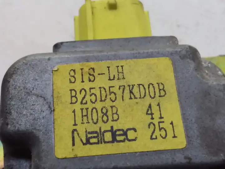 Mazda 323 F (1994 - 2000) B25D57KD0B Датчик удара SRS — фото 3