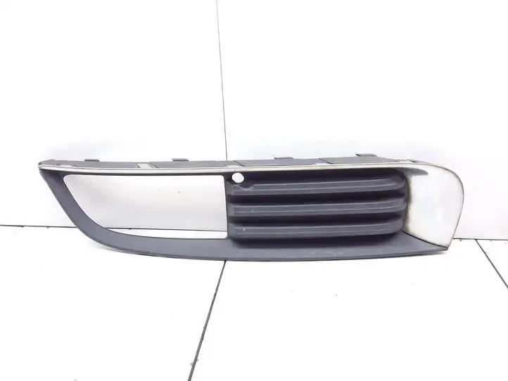 Opel Insignia A (2008 - 2017) 13238370 Нижняя решетка переднего бампера — фото 1