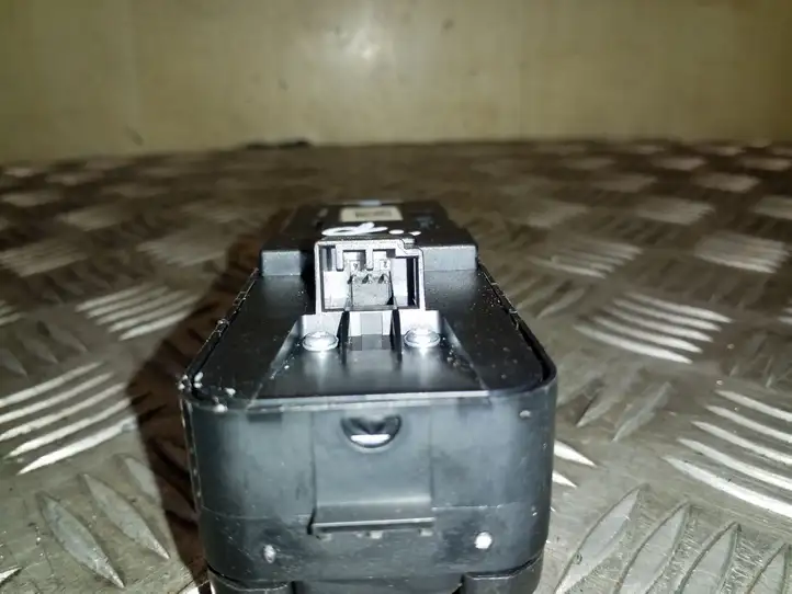 Volvo XC70 (2007 - 2013) 30773269 Кнопка стеклоподъемников — фото 2