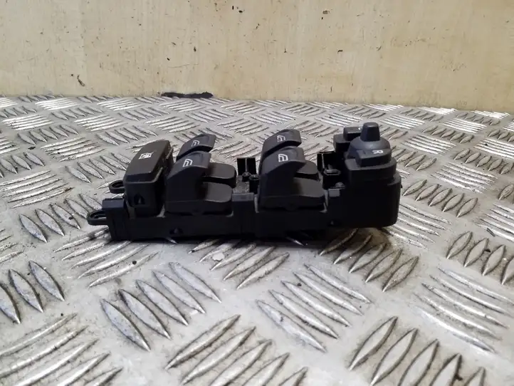 Volvo XC70 (2007 - 2013) 30773269 Кнопка стеклоподъемников — фото 4