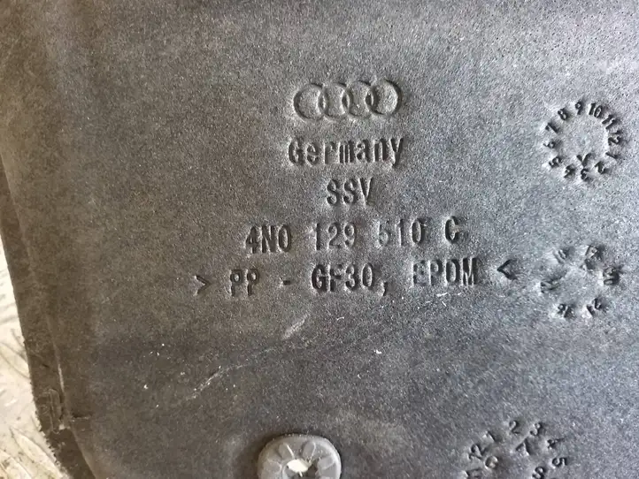 Audi A8 S8 D5 (2017 - ) 4M0129610C Детали воздухозаборника — фото 4