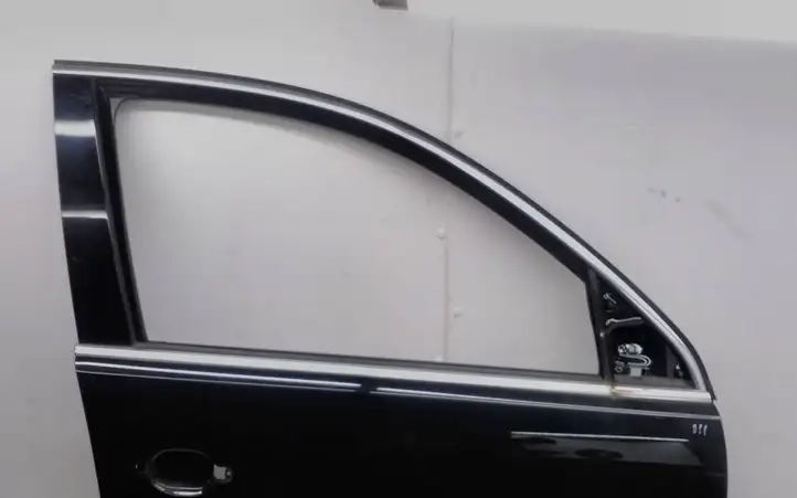 Volkswagen Tiguan (2011 - 2016) Дверь — фото 2