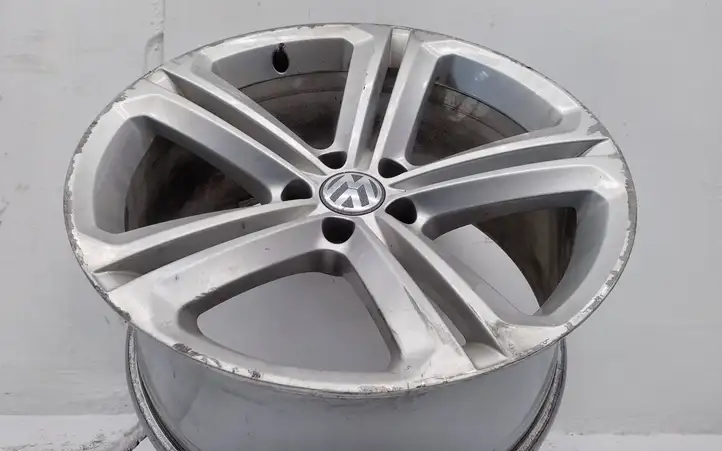 Volkswagen Tiguan (2011 - 2016) 5N0601025T Легкосплавный колесный диск R19 — фото 3