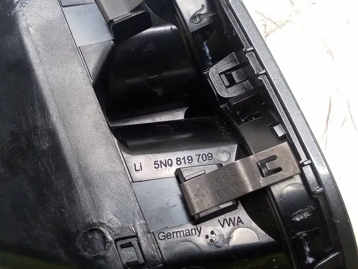 Volkswagen Tiguan (2011 - 2016) 5M0819759 Боковой воздушный дефлектор — фото 5