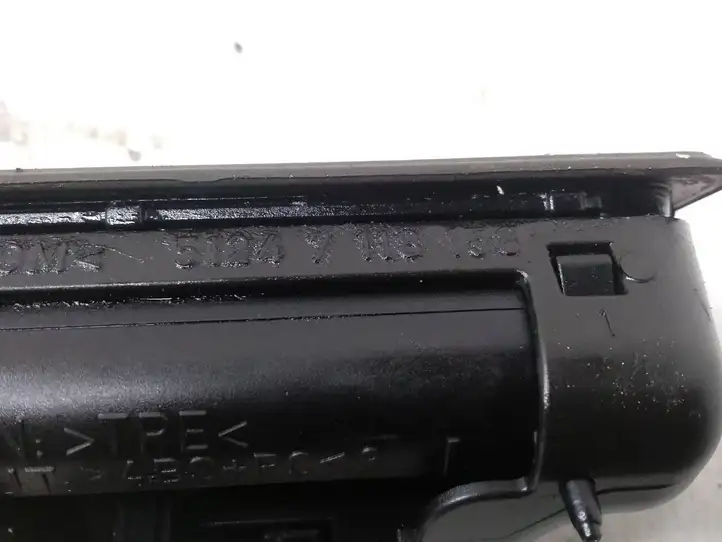 BMW X1 E84 (2009 - 2015) 7118158 Кнопка закрытия крышки багажника — фото 4