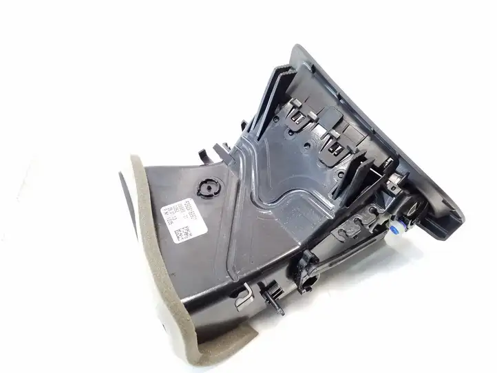 BMW 5 F10 F11 (2009 - 2016) F3929189901 Боковой воздушный дефлектор — фото 3