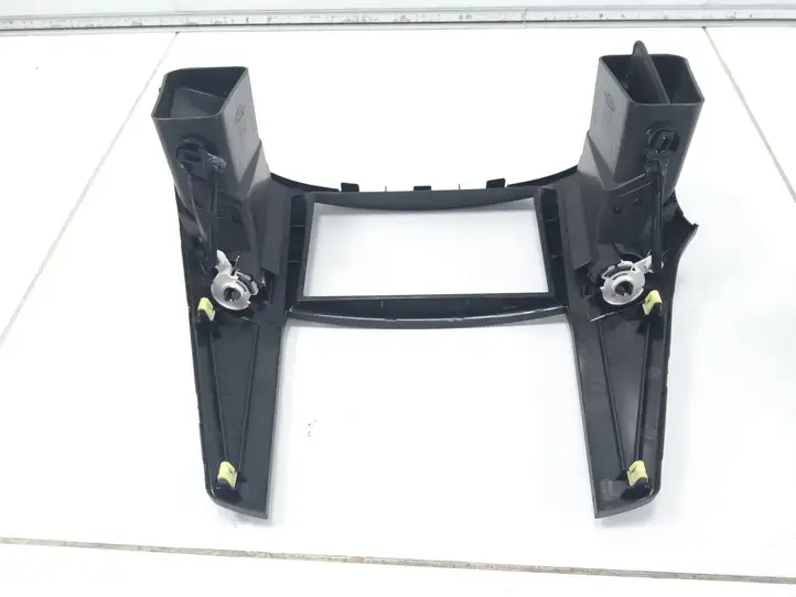 Subaru Outback (2009 - 2014) 66110AJ020 Центральный воздушный дефлектор — фото 2