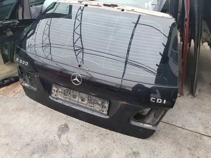 Mercedes-Benz E W211 (2002 - 2009) Крышка багажника — фото 1