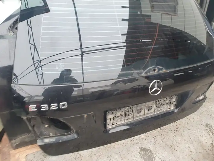 Mercedes-Benz E W211 (2002 - 2009) Крышка багажника — фото 5