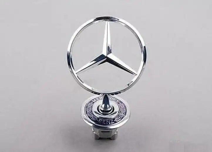 Mercedes-Benz W470 (2017 - 2020) A2108800186 Эмблема автомобиля — фото 3