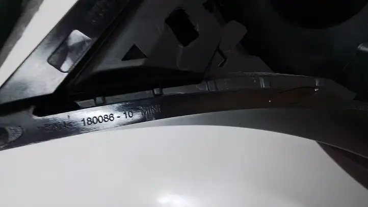 Mini One Cooper F56 F55 (2012 - 2022) 7360325 Спойлер заднего стекла — фото 10