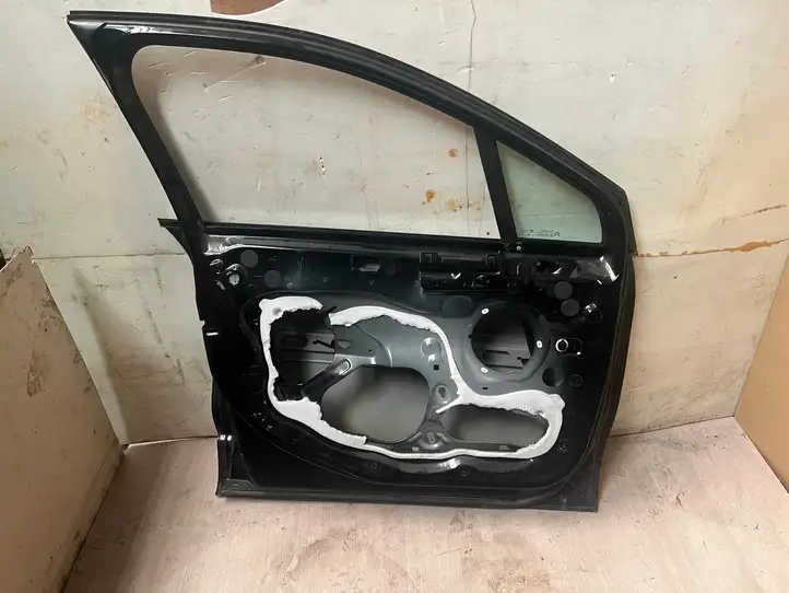 Citroen C4 (2011 - 2016) Дверь — фото 3