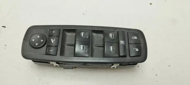 Dodge Ram (2008 - ) 68110867AA Кнопка стеклоподъемников — фото 1