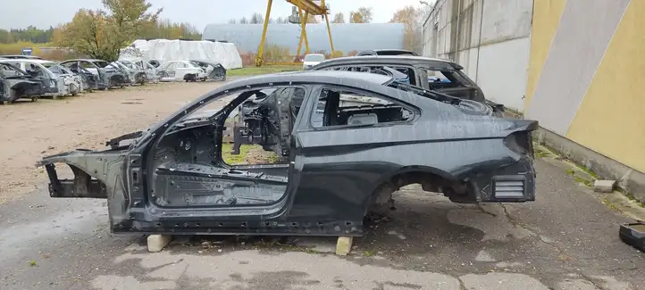 BMW 4 F32 F33 (2013 - 2017) 7344967 Задняя четверть — фото 3