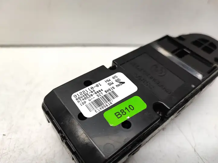 BMW 5 E60 E61 (2004 - 2010) 9122110 Кнопка стеклоподъемников — фото 3