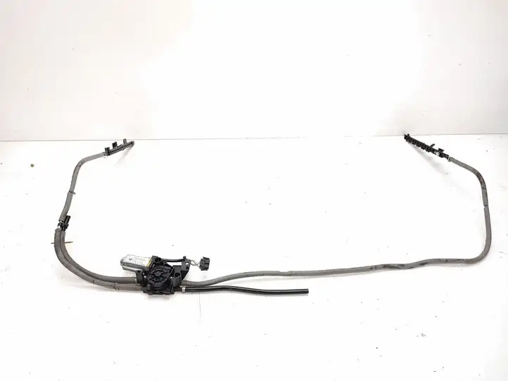 BMW 5 E60 E61 (2004 - 2010) 8986201 Доводчик крышки багажника — фото 1