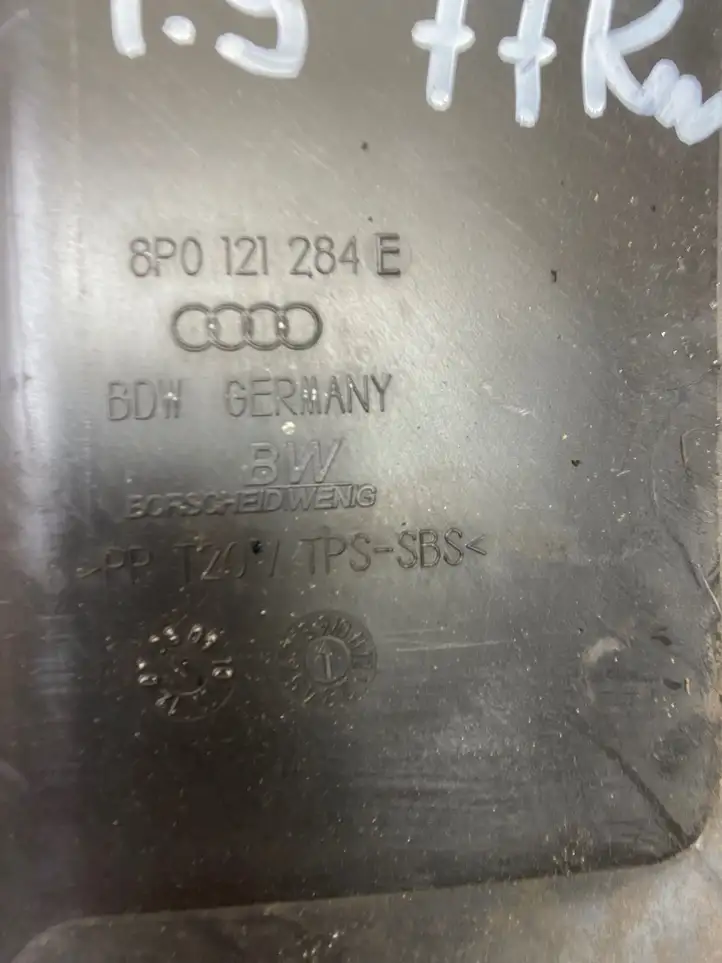 Audi A3/S3 8P (2008 - 2013) 8P0121284E Дефлектор воздуха — фото 4