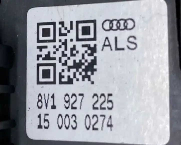 Audi A3/S3 8V (2012 - 2016) 8V1927225 Кнопка ручного тормоза — фото 6