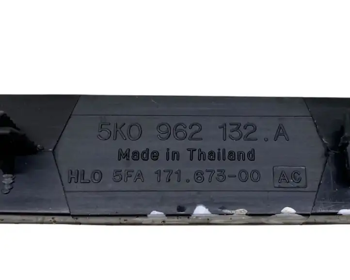 Audi A3/S3 8V (2012 - 2016) 5K0962132A Усилитель антенны — фото 6
