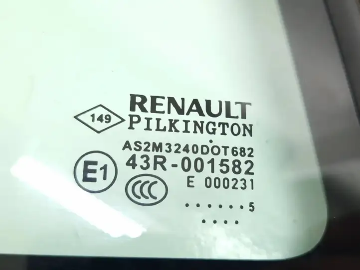 Renault Laguna III (2007 - 2015) 43R001582 Форточка двери — фото 6