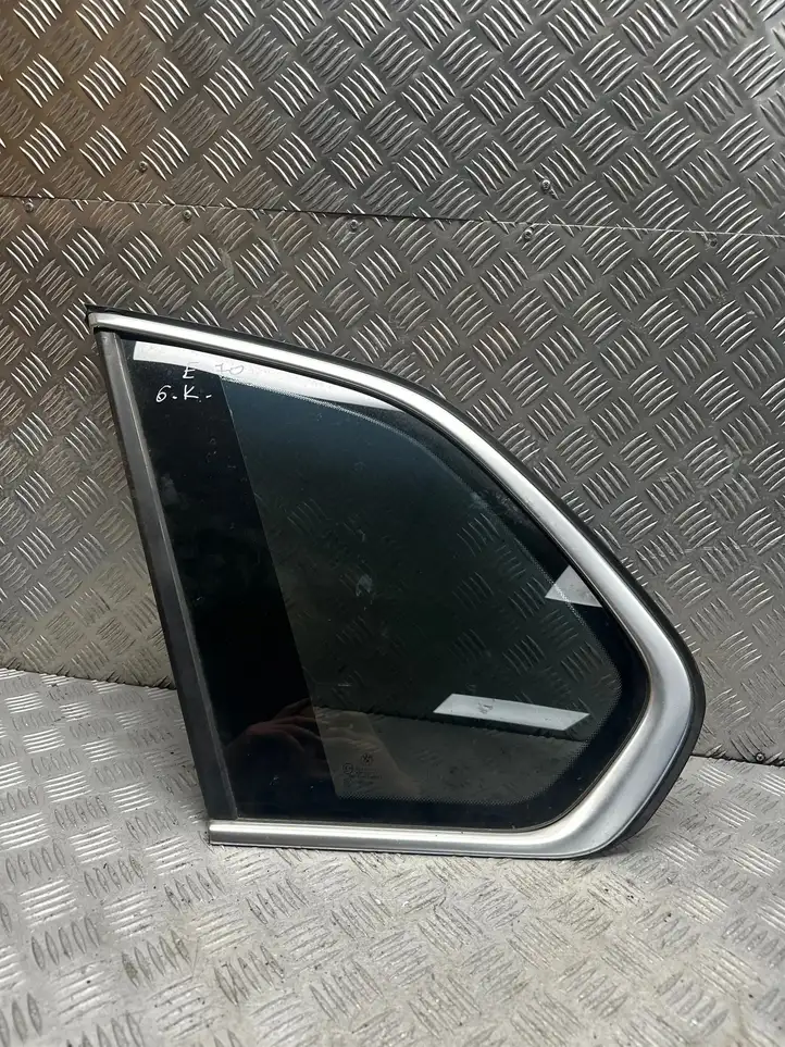 BMW X5 E70 (2006 - 2013) 43R000137 Заднее боковое стекло — фото 1
