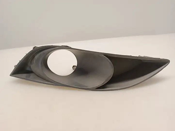 Toyota Auris 150 (2006 - 2012) 8148202040 Решетка противотуманной фары — фото 1