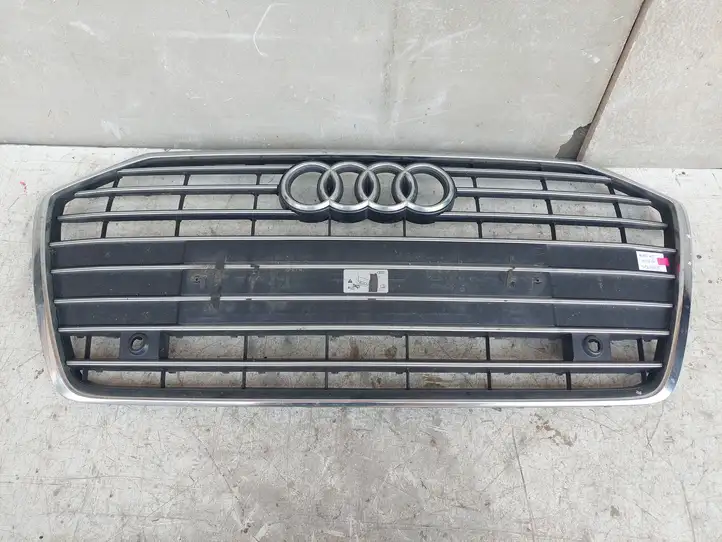 Audi A6 C7 (2014 - 2018) 4KO853651 Верхняя решетка радиатора — фото 1