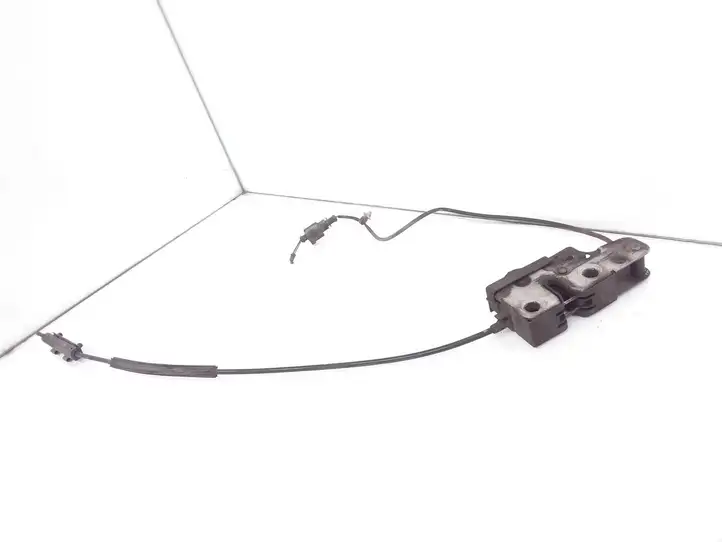 Volkswagen PASSAT B6 (2005 - 2010)  3C1823503E Замок капота