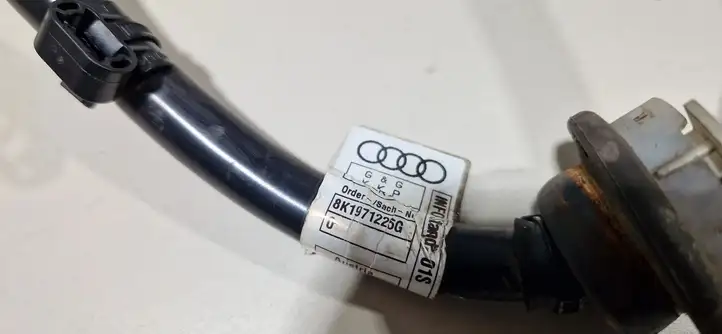 Audi A5 8T 8F (2011 - 2016) 8K1971225G Плюсовой провод аккумулятора — фото 4