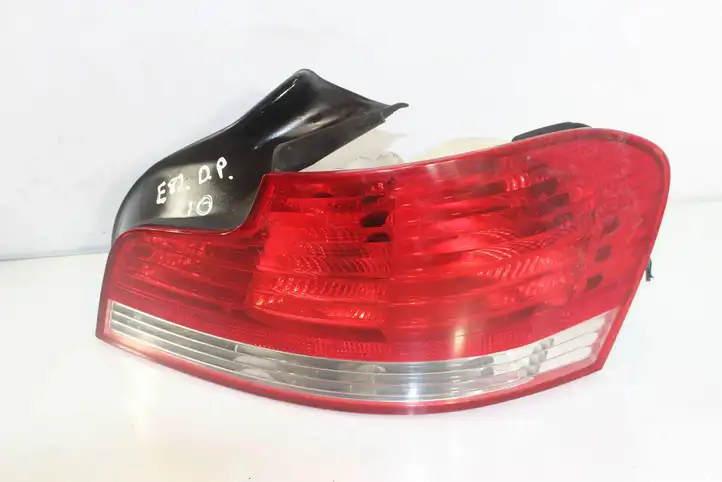 BMW 1 E81 E87 (2004 - 2011) 7285642 Заднее боковое стекло — фото 1