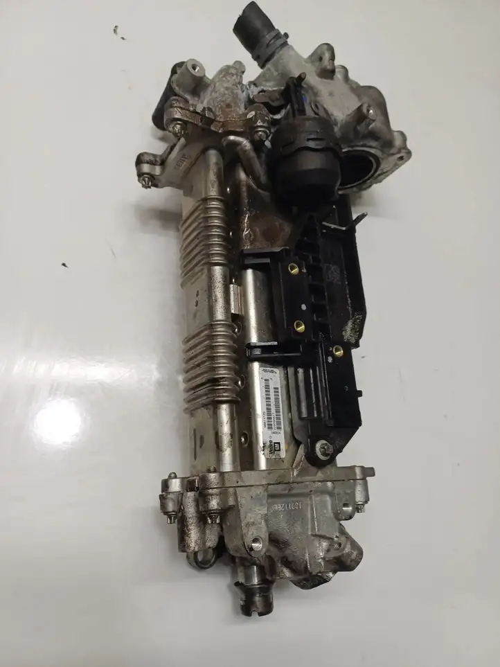 Opel Astra K (2015 - 2020) V29010675 Охладитель клапана EGR — фото 2