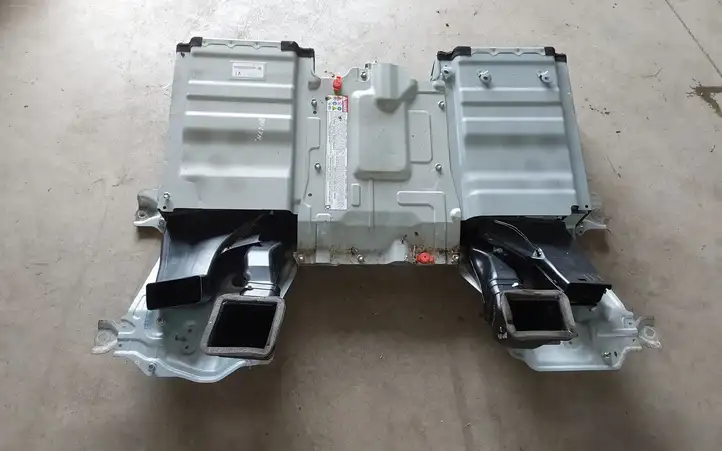 Toyota RAV 4 (XA40) (2012 - 2018) G928048100 Аккумулятор гибридного / электрического автомобиля — фото 2