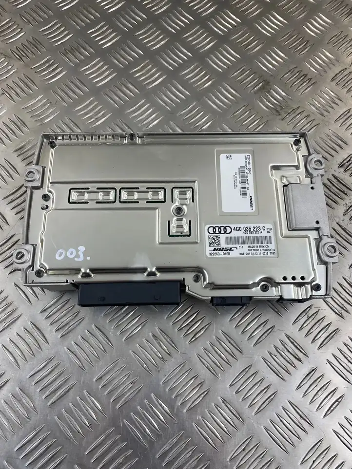 Audi A6 C7 (2011 - 2014) 4G0035223C Усилитель звука — фото 8
