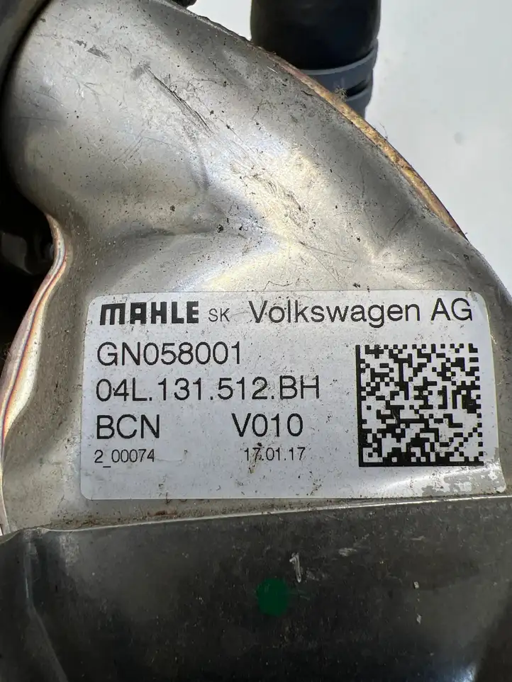 Volkswagen Golf VII (2013 - 2019) 04L131512BH Охладитель клапана EGR — фото 9