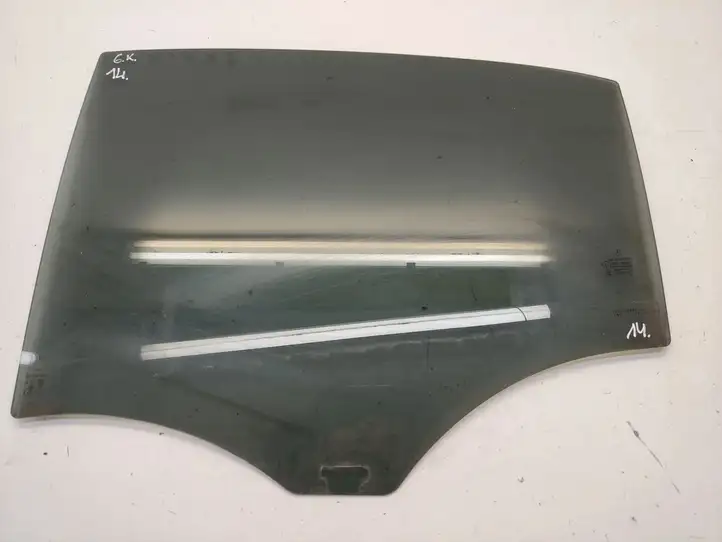 Mercedes-Benz A W176 (2012 - 2018) 43R006723 Стекло задней двери — фото 1