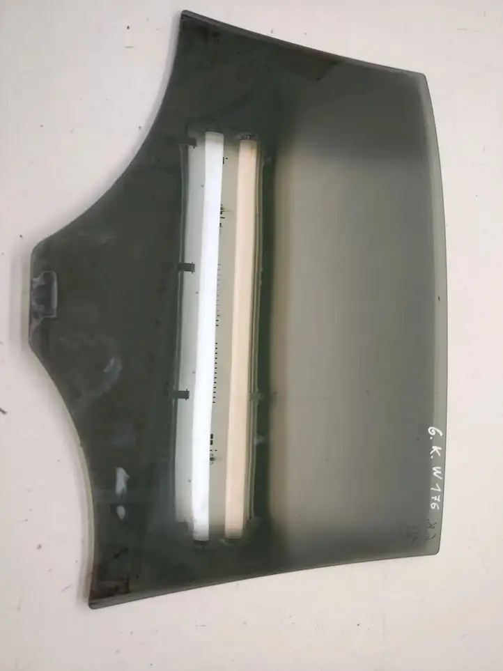 Mercedes-Benz A W176 (2012 - 2018) 43R006723 Стекло задней двери — фото 4