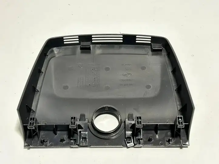 Volkswagen Golf VII (2013 - 2019) 5G0868437 Прочие детали салона — фото 2