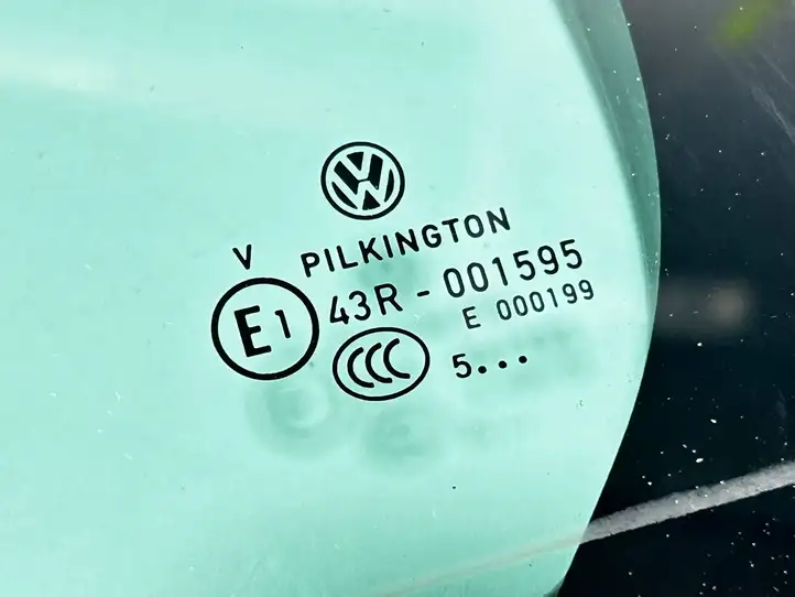 Volkswagen Golf VII (2013 - 2019) 5G9845213C Боковое стекло в середине кузова — фото 3