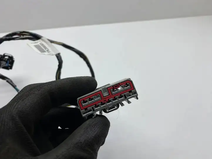 Dodge Charger (2014 - ) FK366001 Прочая электропроводка — фото 3
