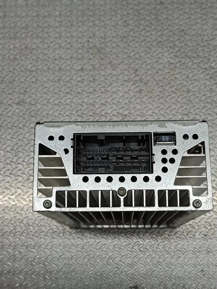 Mini One Cooper Coupe R56 (2004 - 2014) 65123448216 Усилитель звука — фото 3
