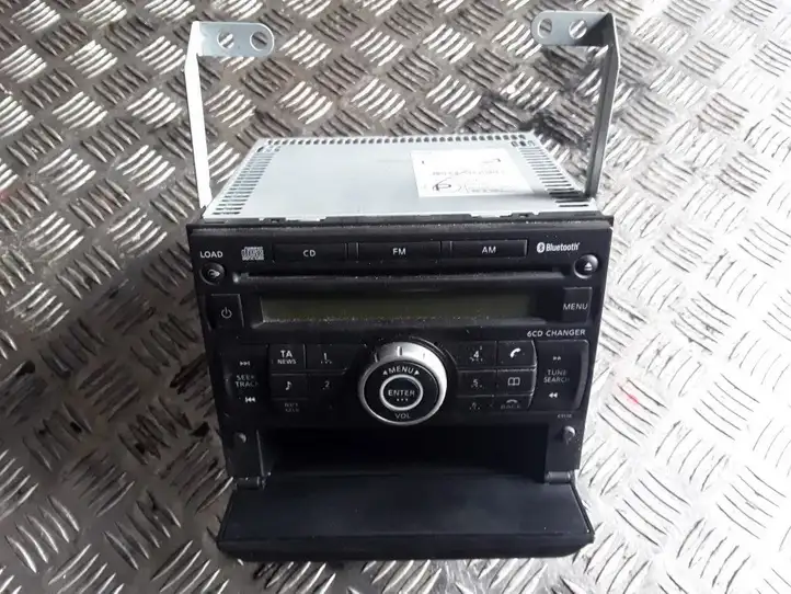 Nissan X-Trail T31 (2007 - 2014) 28185JH10B Магнитола / мультимедийная система — фото 1