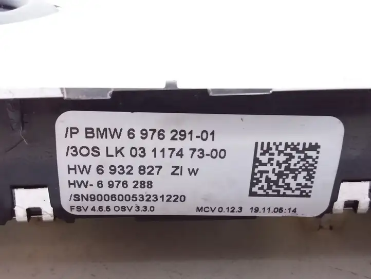 BMW 3 E90 E91 (2005 - 2012) 697629101 Задняя подсветка — фото 3