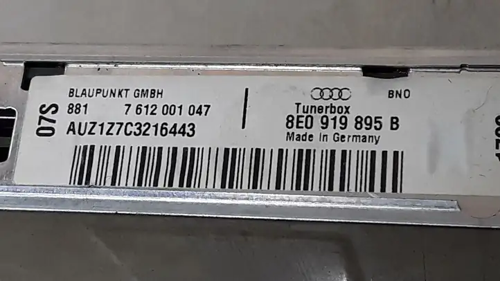 Audi A4 S4 B6 8E 8H (2000 - 2006) 8E0919895B Блок навигации GPS — фото 2
