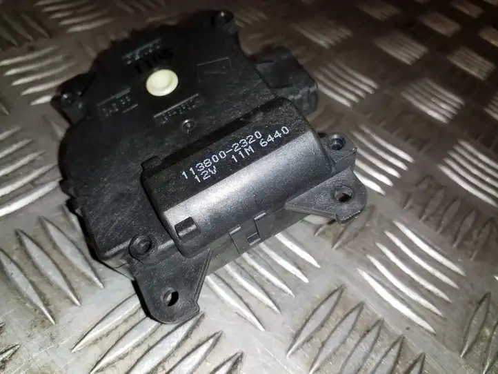 Subaru Outback (2009 - 2014) 1138002320 Двигатель задвижки потока воздуха — фото 2