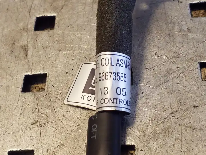 Chevrolet Captiva (2011 - 2013) 95080875 Прочая электропроводка — фото 4