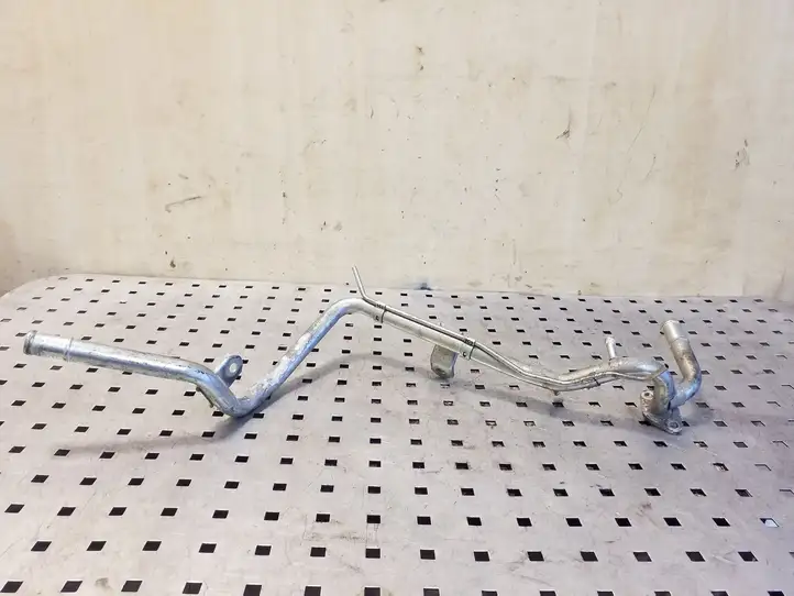Toyota Corolla E120 E130 (2004 - 2007) Шланги системы охлаждения — фото 1