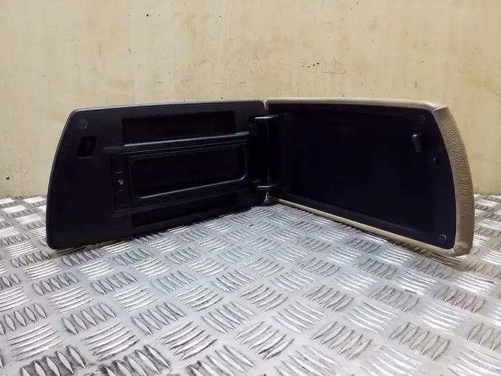 BMW X3 E83 (2003 - 2010) Подлокотник — фото 5