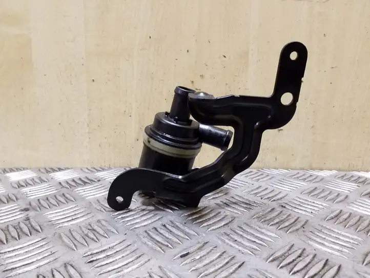 Seat Toledo IV (NH) (2011 - ) 6R0965561A Электроциркуляционный насос — фото 2