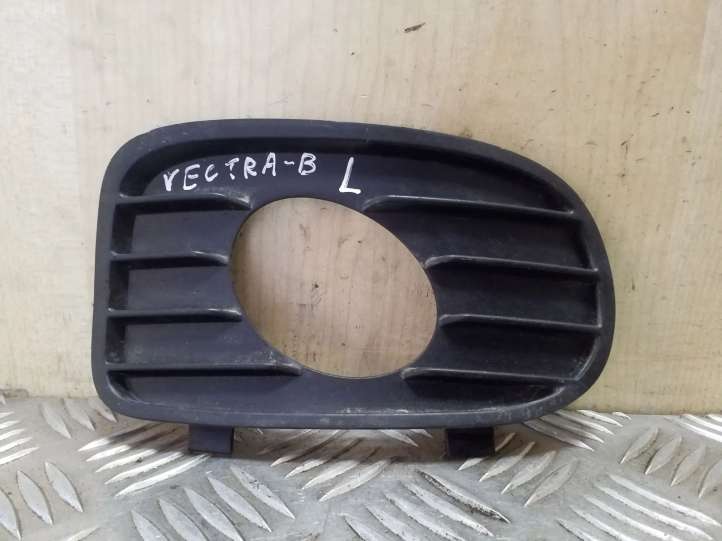 90586627 Opel Vectra B Priešrūkinio žibinto apdaila/ grotelės