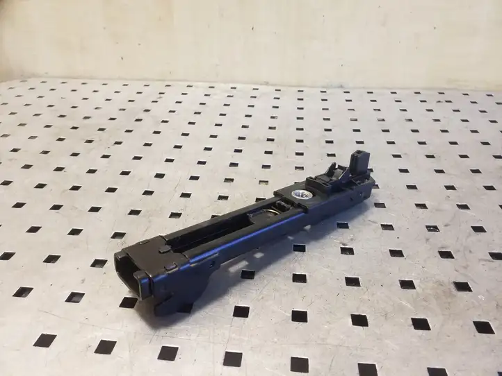 Skoda Octavia Mk2 (1Z) (2004 - 2013) 1T0857819 Регулятор ремня безопасности — фото 4